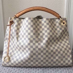 Louis Vuitton bag
